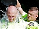 Brnnská mstská policie a hasii se pidali k výzv Ice Bucket Challenge. Hned...