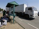 Ruský humanitární konvoj pekroil ukrajinské hranice (Izvaryne, 22. srpna...