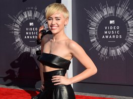 Miley Cyrusová na cenách MTV