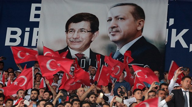 Pznivci vldnouc AKP (27. srpna 2014)