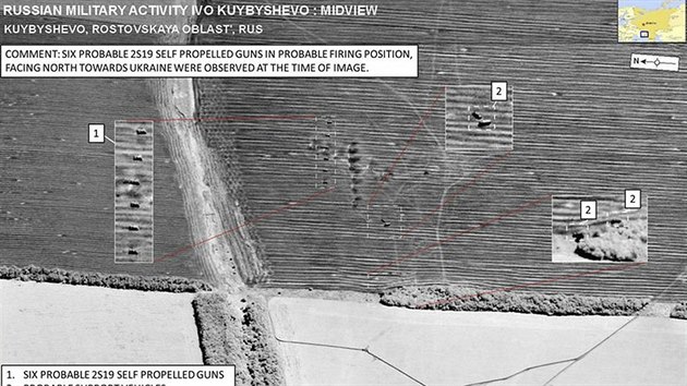 Ruskou armdn techniku satelitn snmky zachytily tak pi pohybu u hranic s Ukrajinou.