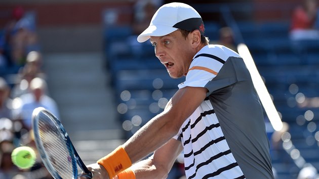 Tom Berdych v duelu 2. kola US Open se Slovkem Klianem.