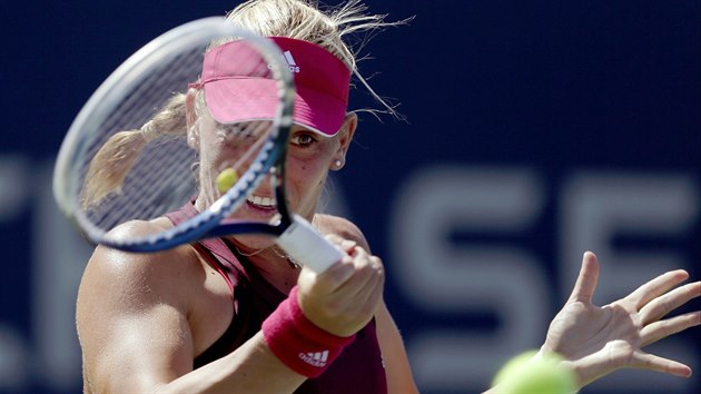 Timea Babosov hraje proti Lucii afov na US Open.