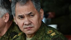 Ruský ministr obrany Sergej �ojgu na archivním snímku.