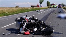 idika skútru zemela po sráce s kamionem u Smiic na Hradecku.