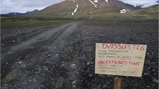 Varování na cest smující k sopce Bárdarbunga. Island ji v sobotu vydal