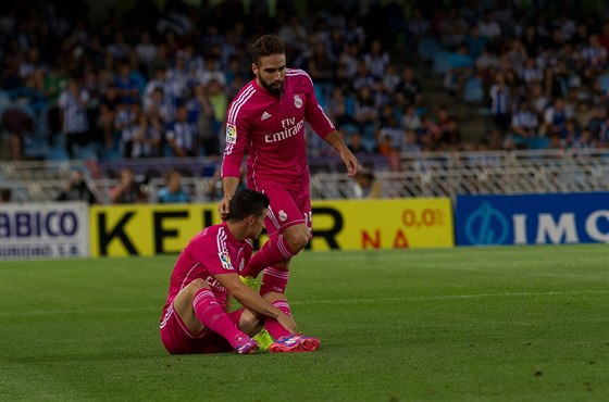 Real Madrid se poprvé pedstavil v rových dresech.