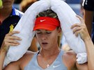 CHLAZENÍ. Ruská tenistka Maria arapovová se potebovala v osmifinálovém duelu...