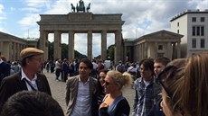 Vítzové soute Aliante ped Braniborskou bránou v Berlín