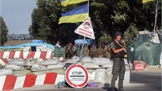 Kontrolní stanovit ukrajinské Národní gardy na okraji Mariupolu (28. srpna