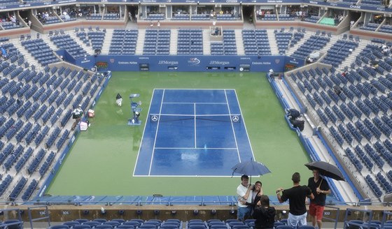 tvrtení semifinále en US Open se odloila kvli nepíznivé pedpovdi poasí. Ilustraní fotografie.