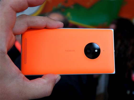 Nokia Lumia 830 na veletrhu IFA v Berlín