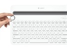 Logitech klávesnice - vlevo jasn patrné koleko pro pepínání mezi zaízeními.