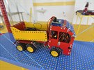 Soust vdcko-technickho parku je model ze stavebnice Merkur.
