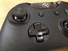 Xbox One ovladač a vylepšený d-pad