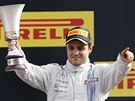 TETÍ. Felipe Massa na stupních vítz po Velké cen Itálie formule 1. 