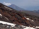 Ararat je vlastn ohromným vulkánem se dvma vrcholy a adou vedlejích...