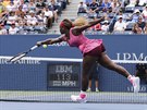 Serena Williamsová ve 4. kole US Open s Kaiou Kanepiovou