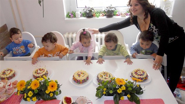 K narozeninám dostalo každé ze sourozenců vlastní dortík.