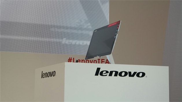 All-in-one poíta Lenovo Horizon S2