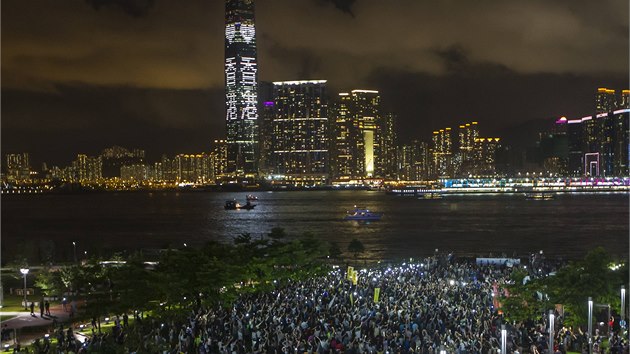 Prodemokratit aktivist protestuj v Hongkongu (31. srpna 2014)