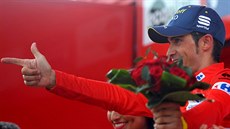 Na pódiu vypadal Alberto Contador po 15. etap Vuelty spokojen, pi...