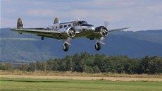 Letecký den v Chebu. Letoun Beechcraft C45H Expeditor.