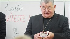 Kardinál Dominik Duka pivítal prváky v Z ve Spáleném Poíí na Plzesku.