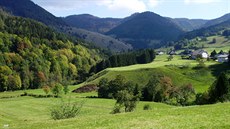 Typická krajina stedního Schwarzwaldu u obce Todtnau