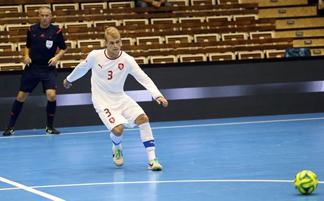 Radim Záruba v utkání eské futsalové reprezentace. 