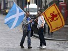 Stoupenci samostatného Skotska v Edinburghu (19. záí 2014)
