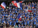 Francouzi oslavují své tenisty pi tyhe semifinále Davis Cupu proti esku.