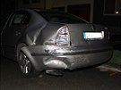 Nehoda ve dánicích na Hodonínsku, zaparkovaný vz po nárazu. (15. záí 2014).