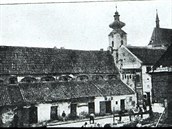 Takto vypadala budova masných krámů v roce 1912.