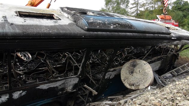 Při nehodě autobusu u Plané nad Lužnicí zahynuli dva lidé. Řidič a jedna z cestujících. (10. září 2014)