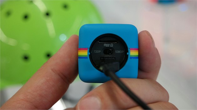 Polaroid Cube