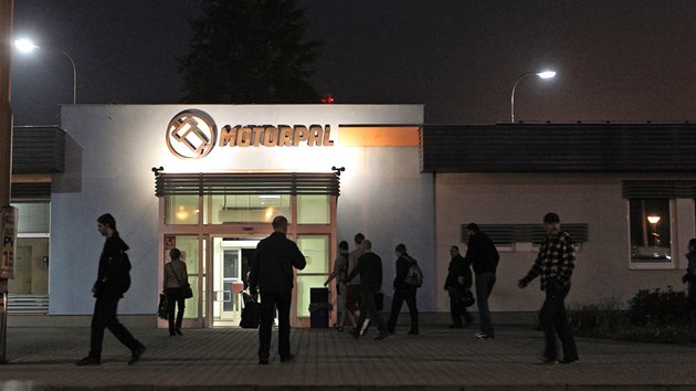 Jihlavská společnost Motorpal může v příštím roce propustit až 340 zaměstnanců. Důvodem jsou protiruské sankce.