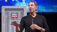 Šéf počítačové firmy Oracle Larry Ellison.