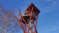 Originální architektura rozhledny Slune�ná