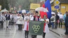 Celý víkend zní v Uherském Hradi�ti písni�ky v podání slováckých folklorních...