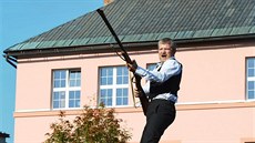 Na ponikelské návsi místní odehráli scénku, kdy Tulá�ek zastavil pruské vojsko.