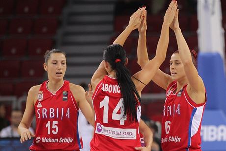 Málem bylo po radosti. Srbské basketbalistky proklouzly na ME a v poslední den zásluhou lepího skóre.