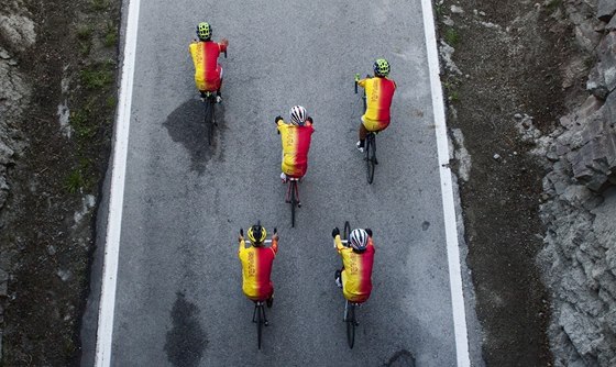 Španělská cyklistická armáda má na domácím mistrovství světa v Ponferradě