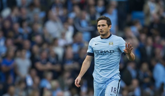 REAKCE? BEZ RADOSTI. Frank Lampard nijak nejásal, kdy pomohl Manchesteru City