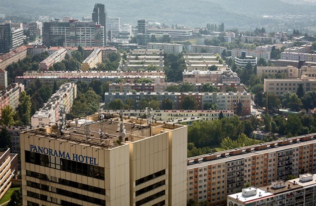Rozděl a vydělej. Spekulanti se naučili dělit velké byty a vily