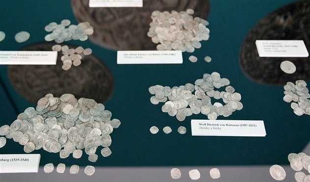 Takzvaný boskovický poklad nalezla dvojice mu�� v roce 2010. Brn�nské muzeum má...