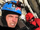 Jedním z členů expedice je i zkušený Martin Kleštinec (v modré helmě), který už...