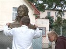 Kr�l popu m� svou bustu na Zbraslavi