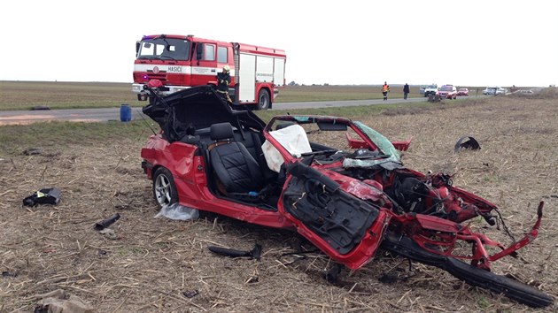 Pi srce osobnho automobilu s nkladnm u stedoeskch Klecan zemeli ti lid (26.9.2014)