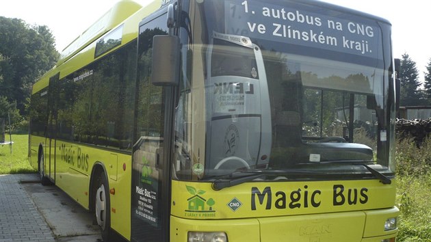 Nov autobus na plyn mohou cestujc vyut na nov zaveden lince . 9.